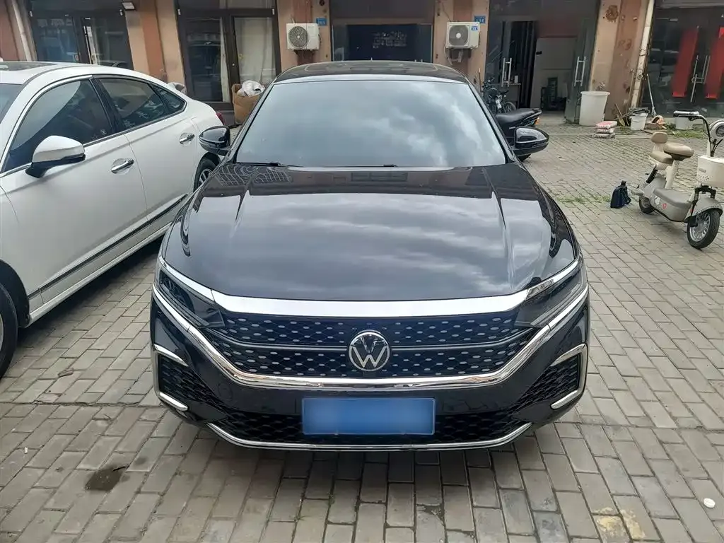 Volkswagen Passat — фото 5