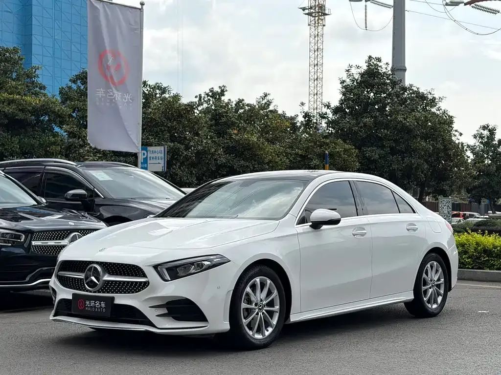 Mercedes-Benz A-Class — фото 1
