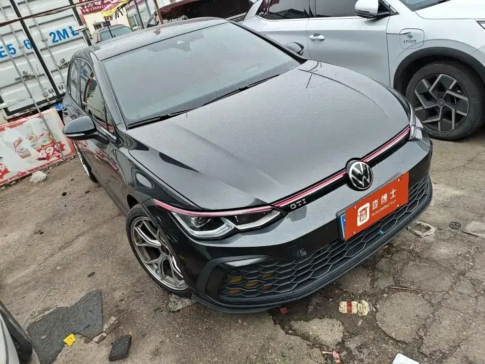 Volkswagen Golf GTI — фото 7