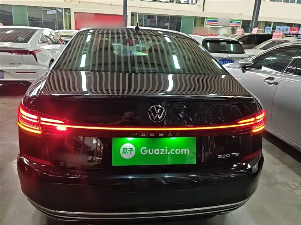 Volkswagen Passat — фото 2