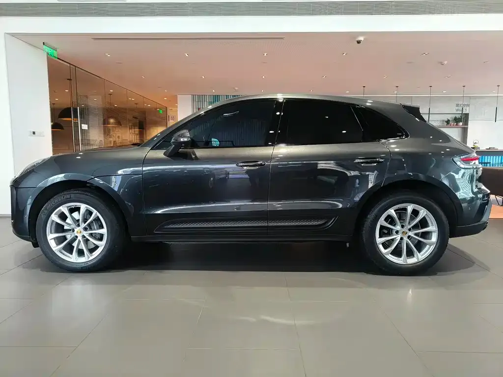 Porsche Macan — фото 7