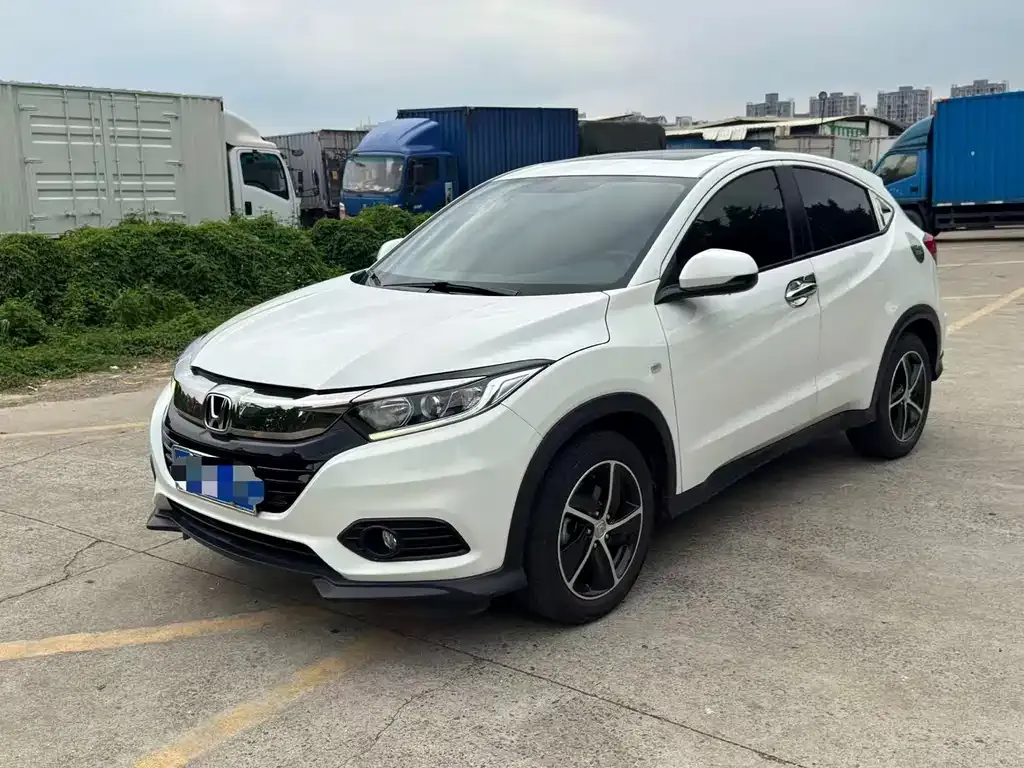 Honda Vezel — фото 1