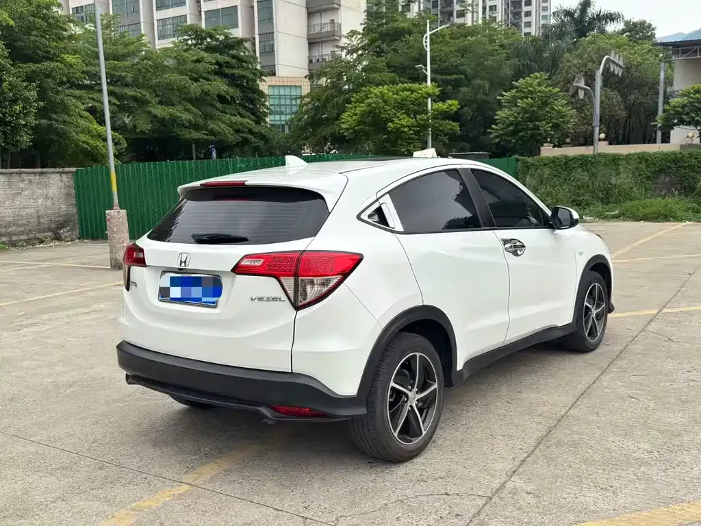 Honda Vezel — фото 6