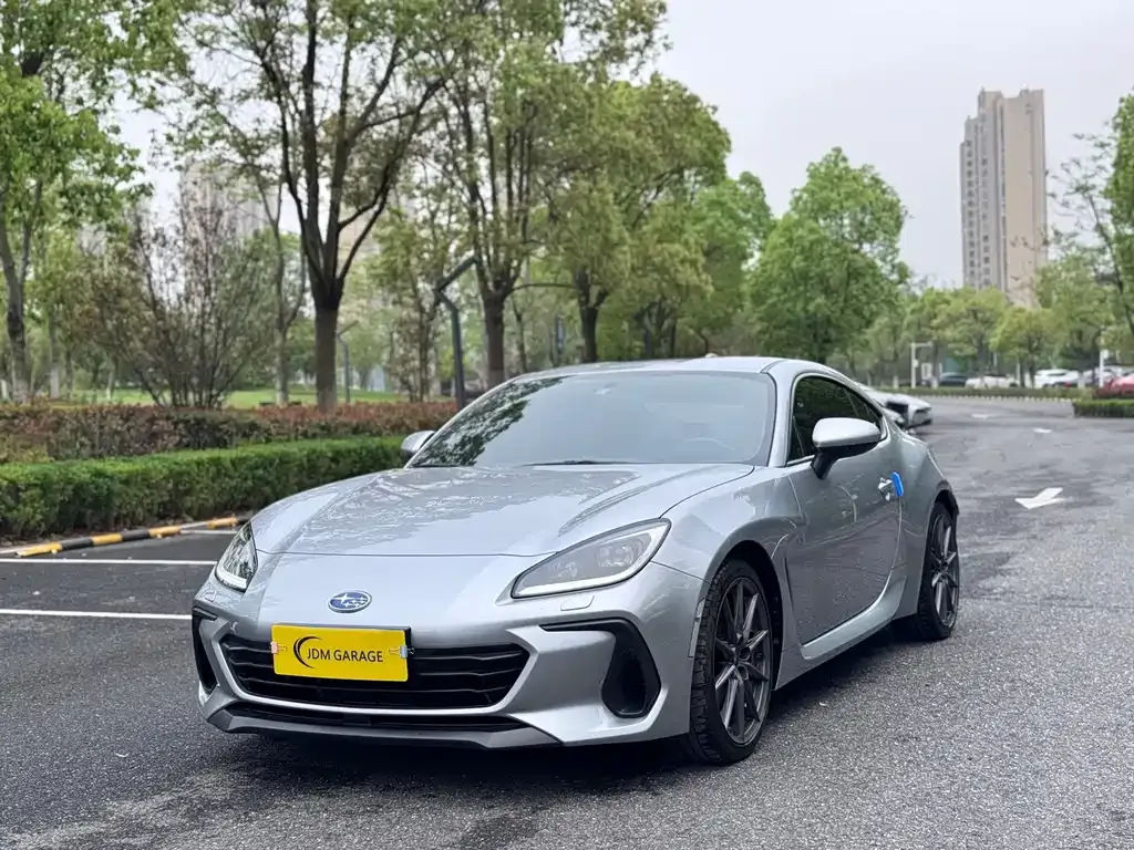 Subaru BRZ — фото 1