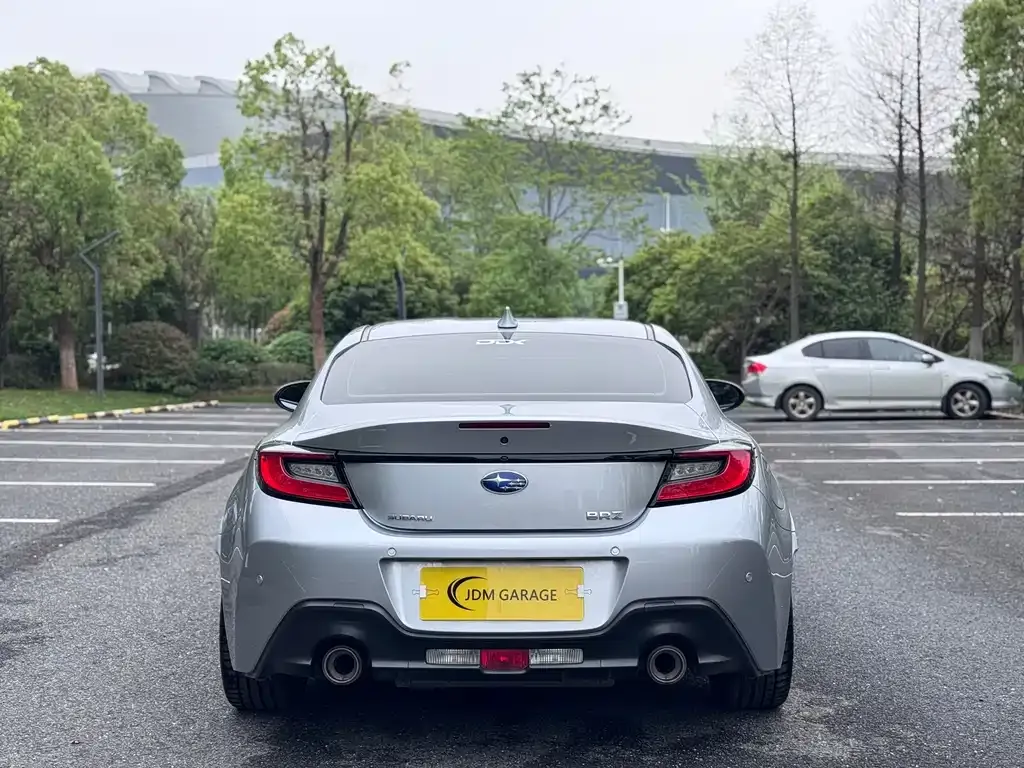 Subaru BRZ — фото 3