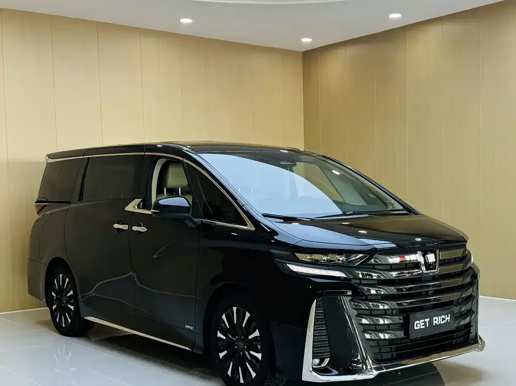 Toyota Vellfire — фото 4