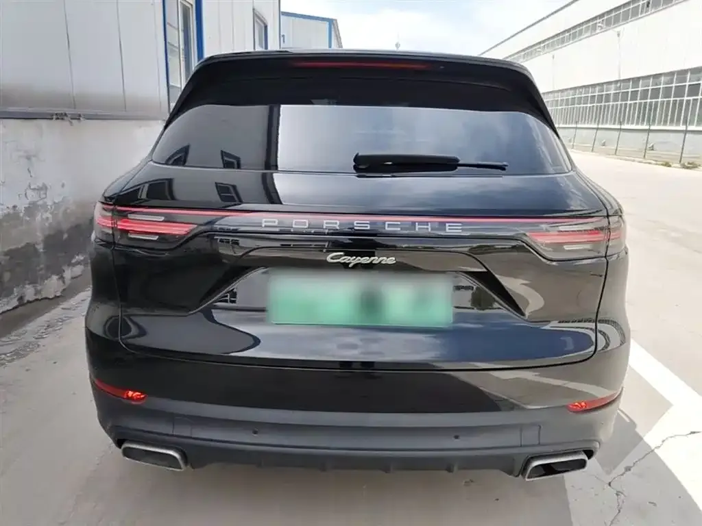 Porsche Cayenne Hybrid — фото 10