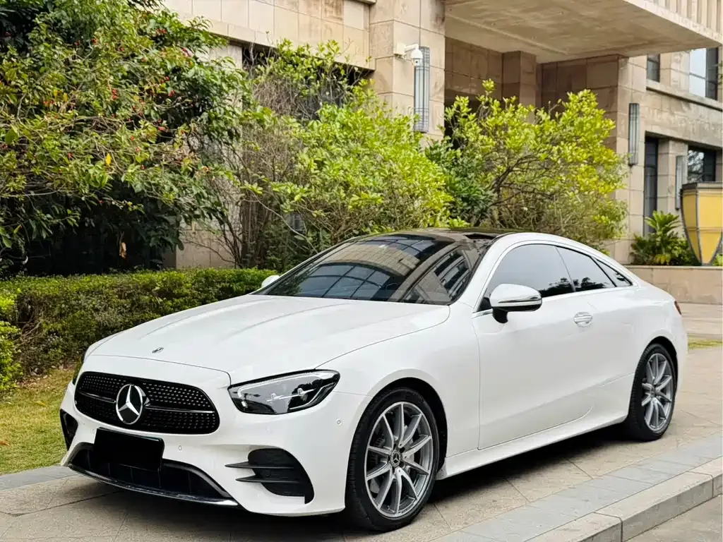 Mercedes-Benz E-Class (Import) — фото 1