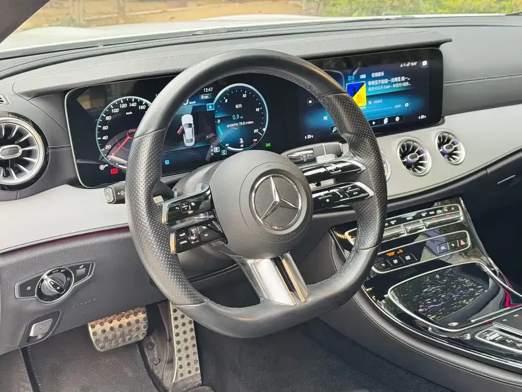 Mercedes-Benz E-Class (Import) — фото 2
