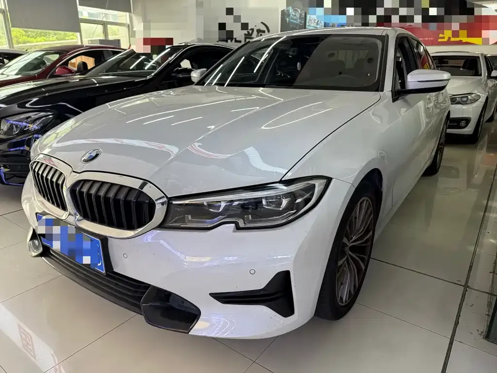 BMW 3 Series — фото 1