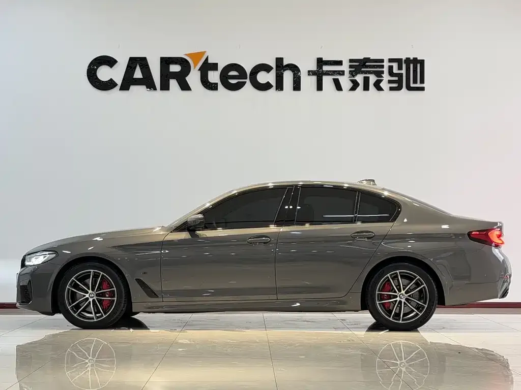 BMW 5 Series (Import) — фото 4