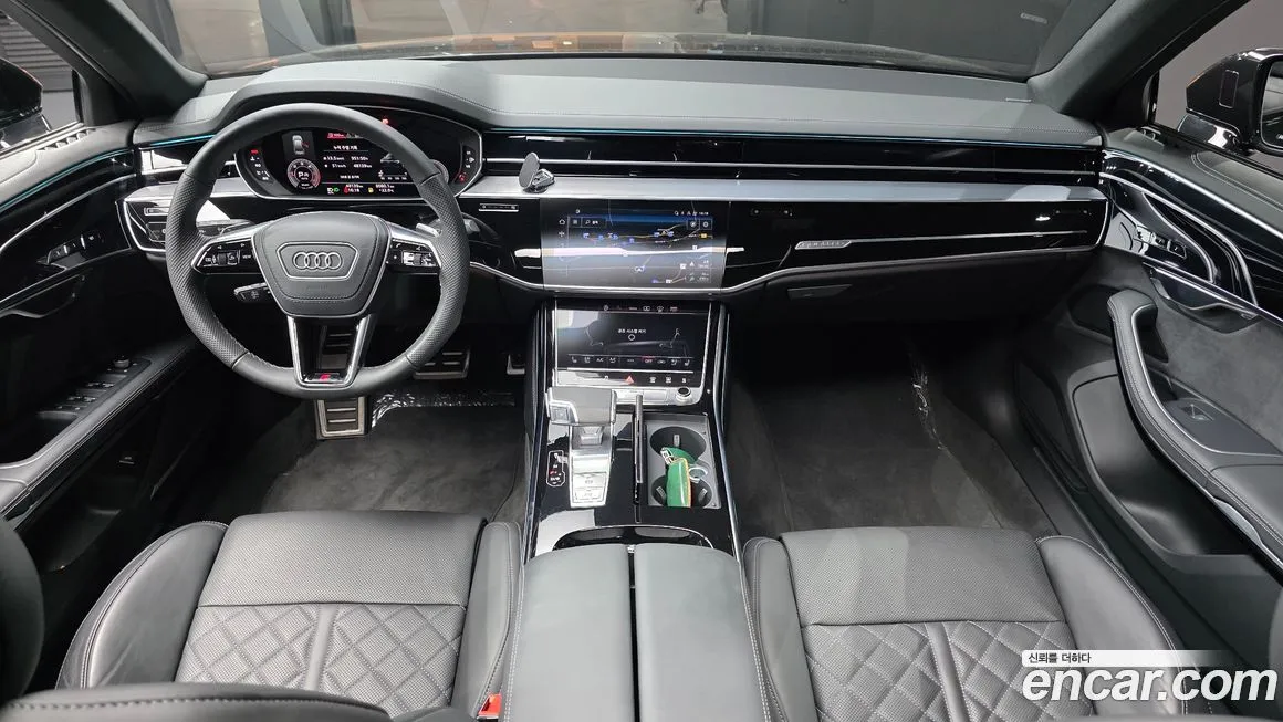 Audi A8 — фото 9