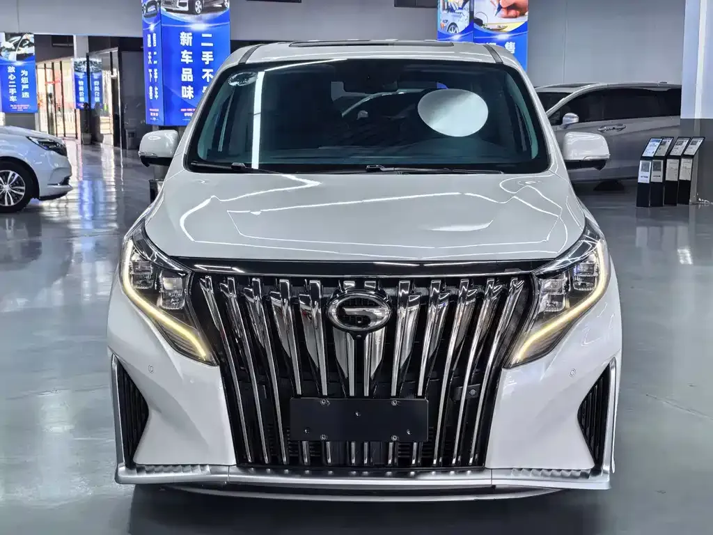 GAC Motor Trumpchi M8 — фото 9