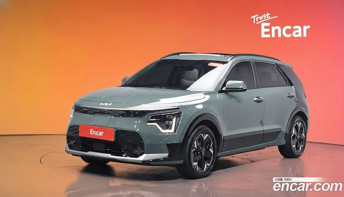 Kia Niro — фото 1