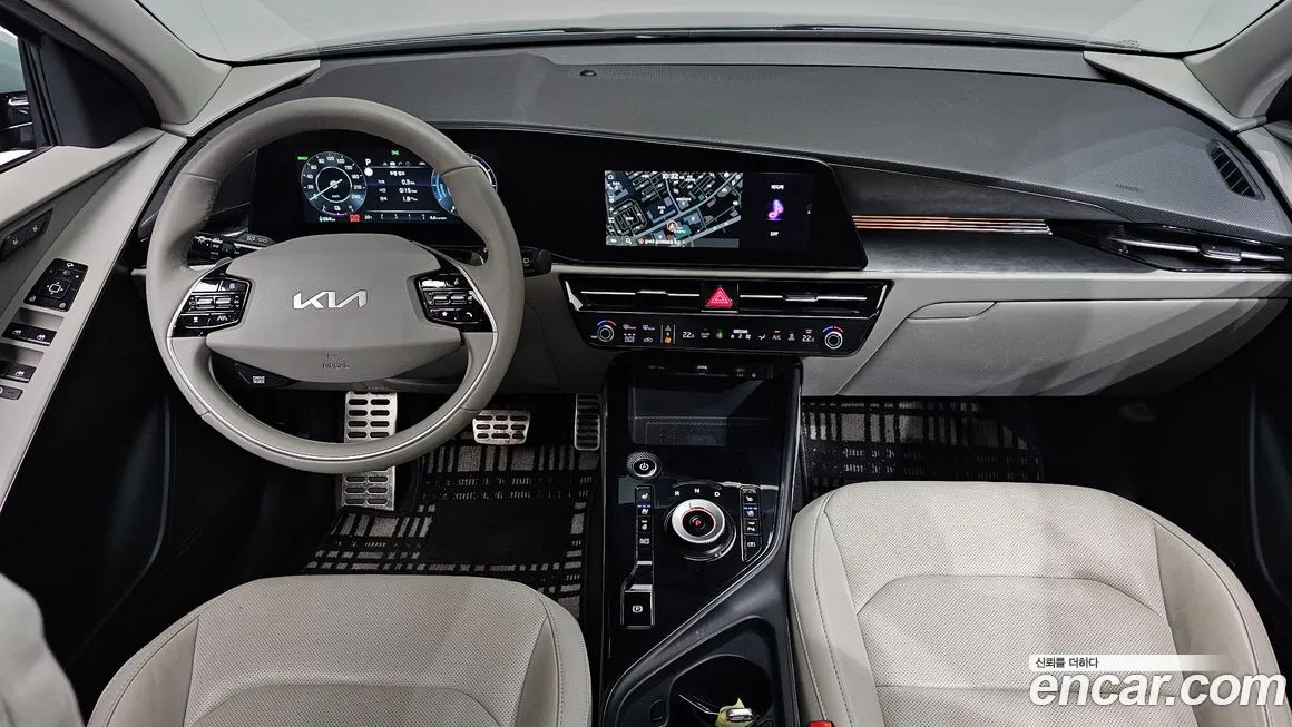 Kia Niro — фото 10