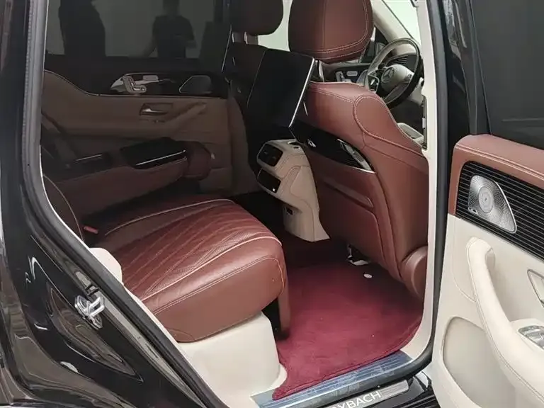 Mercedes-Benz GLS — фото 4