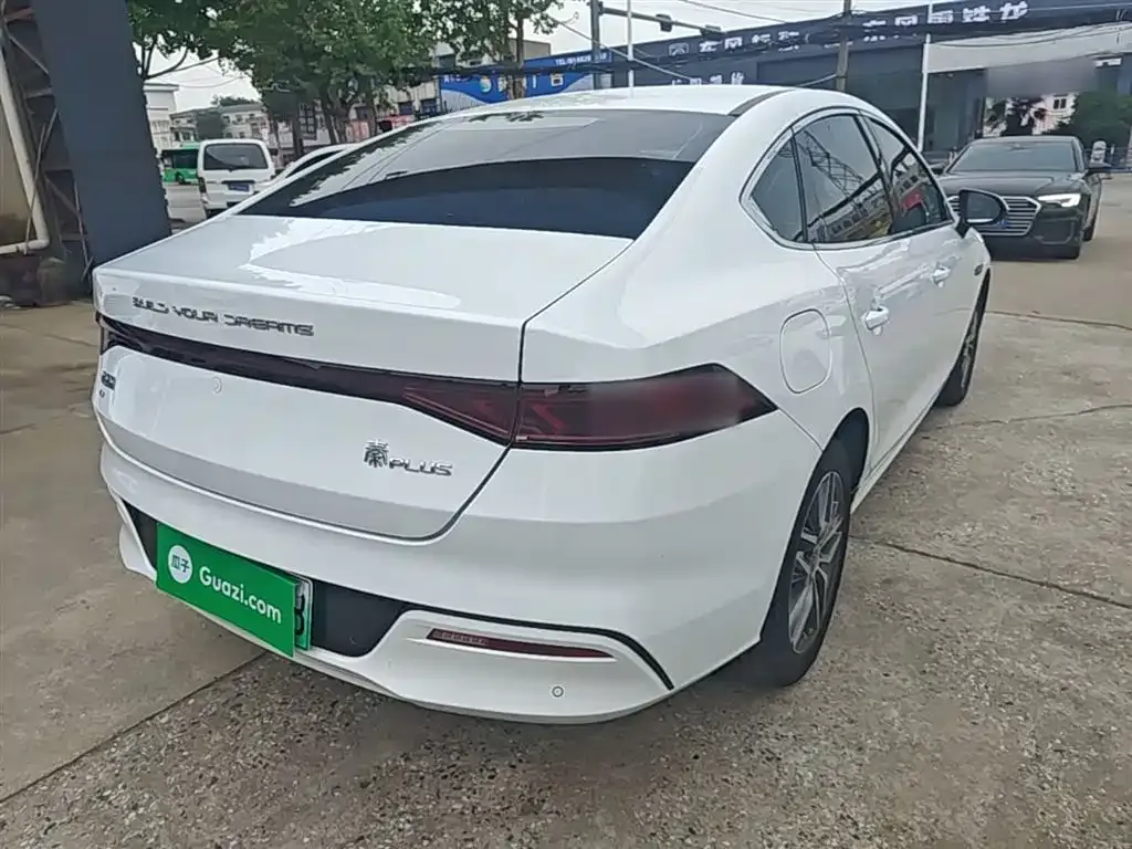 BYD Qin PLUS — фото 9