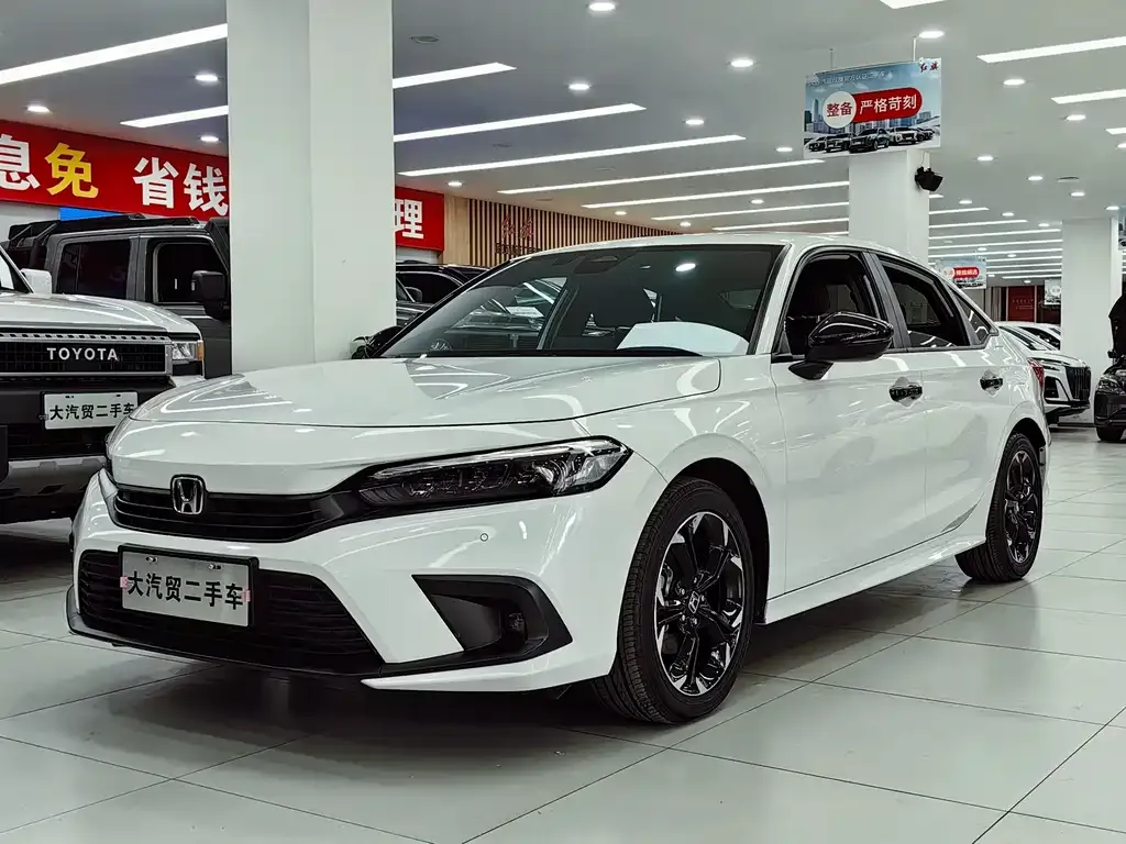 Honda Civic — фото 1