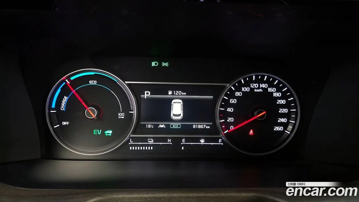 Kia Sorento — фото 10