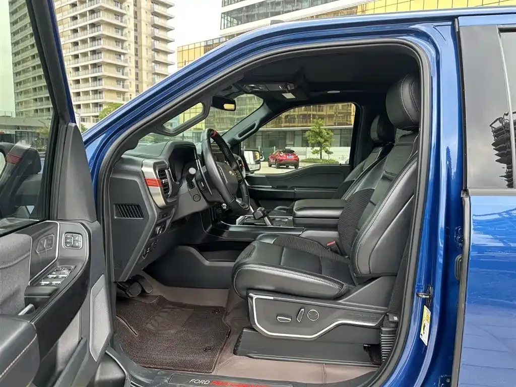 Ford F-150 Raptor — фото 10