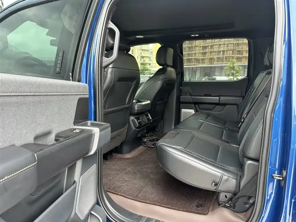 Ford F-150 Raptor — фото 9