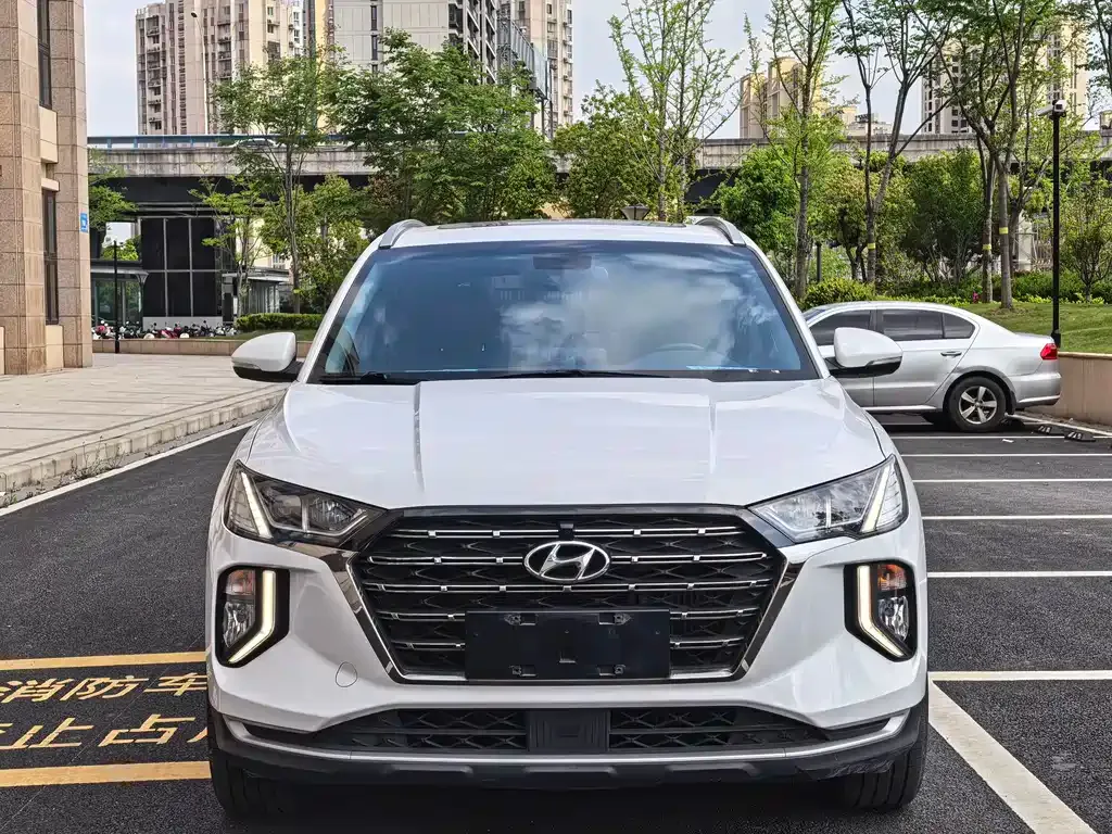 Hyundai Tucson — фото 10