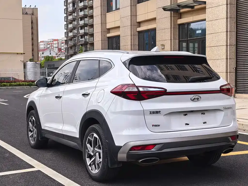 Hyundai Tucson — фото 9