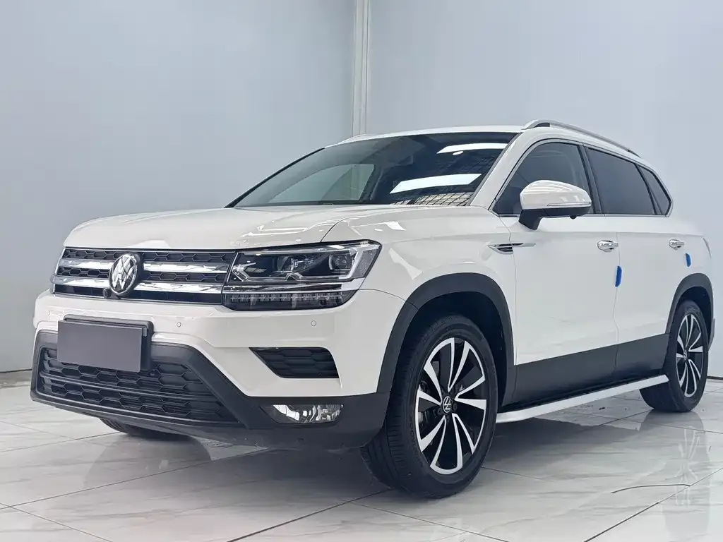 Volkswagen Tharu — фото 1