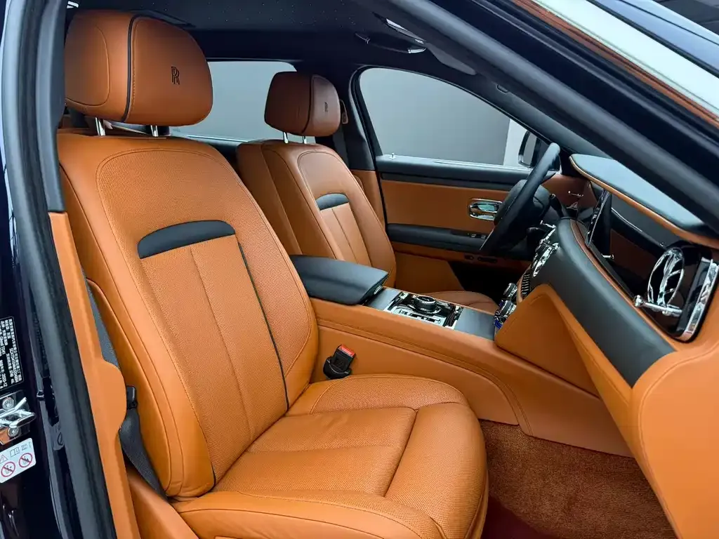 Rolls-Royce Ghost — фото 8