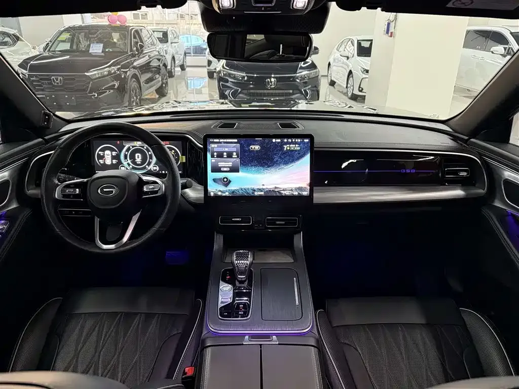 GAC Motor Trumpchi GS8 — фото 2