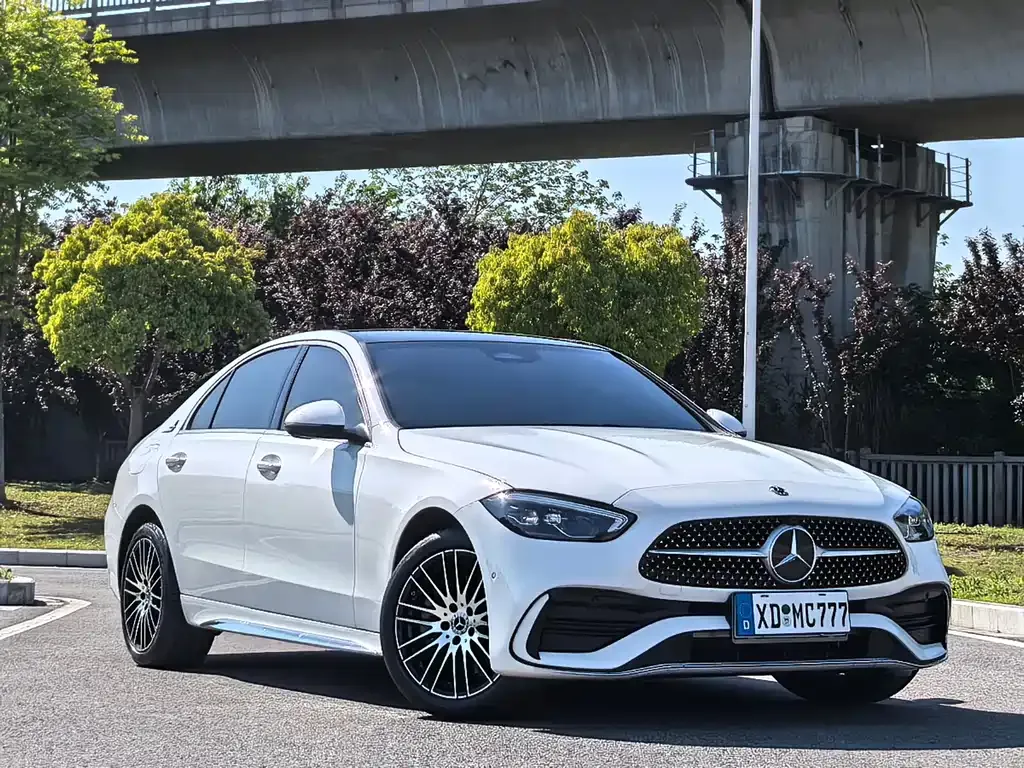 Mercedes-Benz C-Class — фото 10