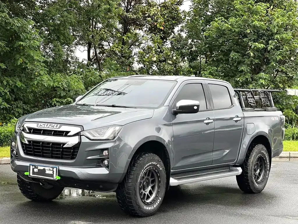 Isuzu D-MAX — фото 1