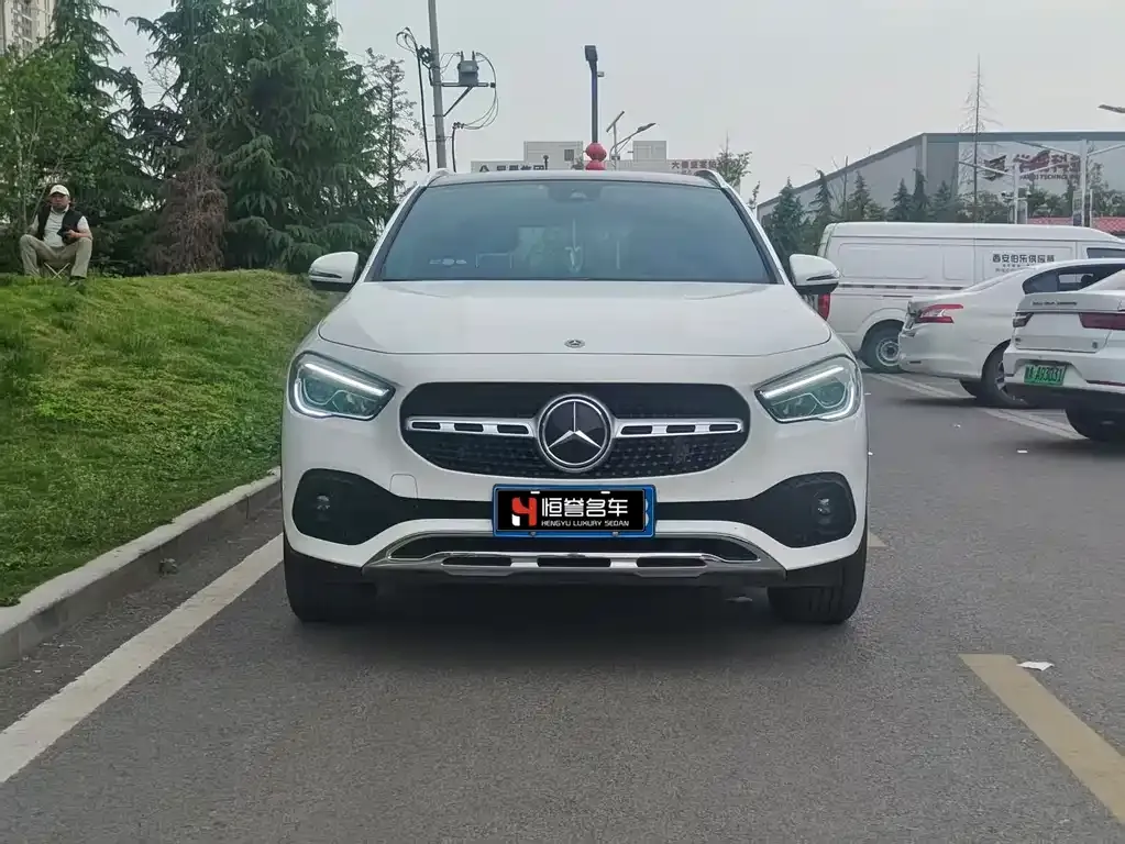 Mercedes-Benz GLA — фото 9