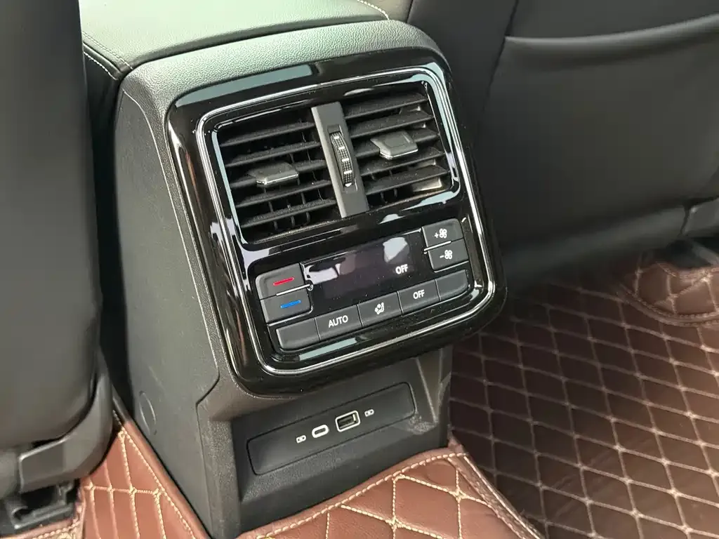 Volkswagen Passat — фото 4