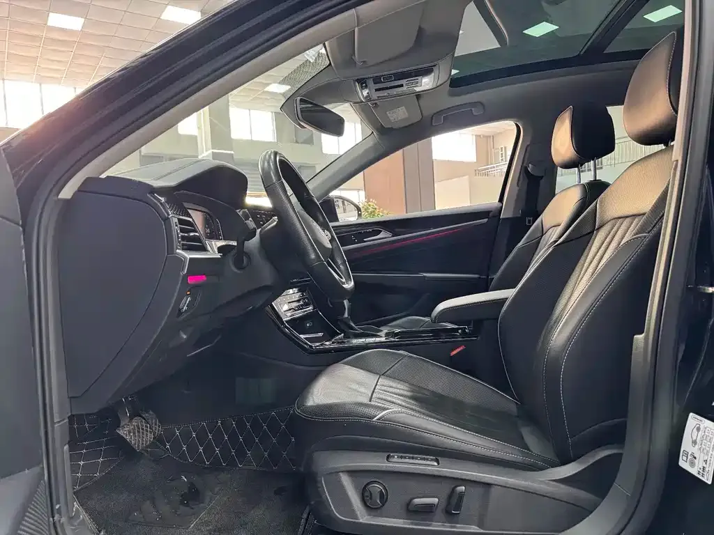 Volkswagen Passat — фото 6