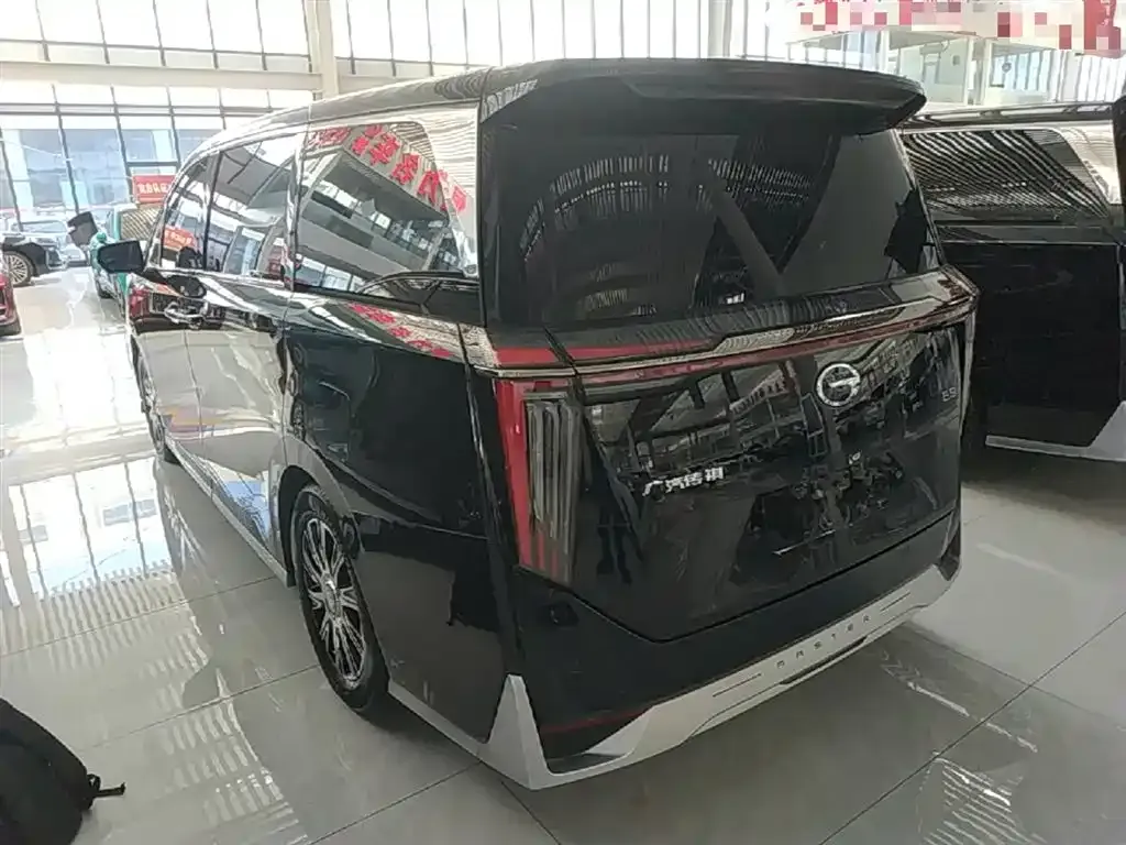 GAC Motor Trumpchi E9 — фото 8