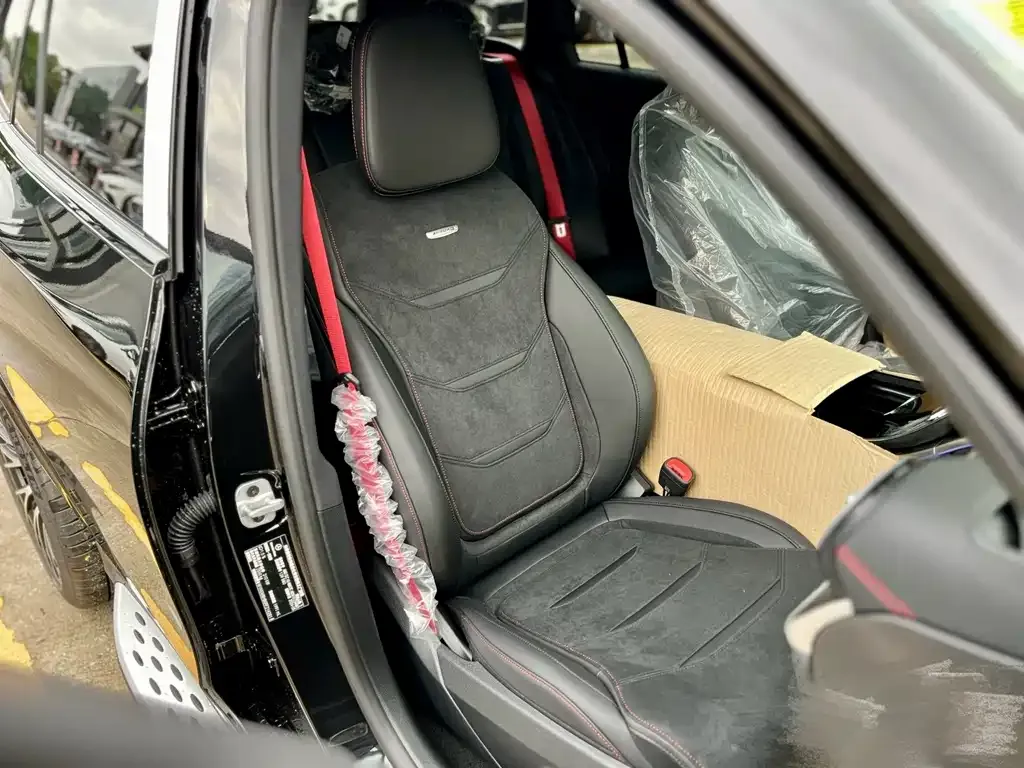 Mercedes-Benz GLC AMG — фото 6