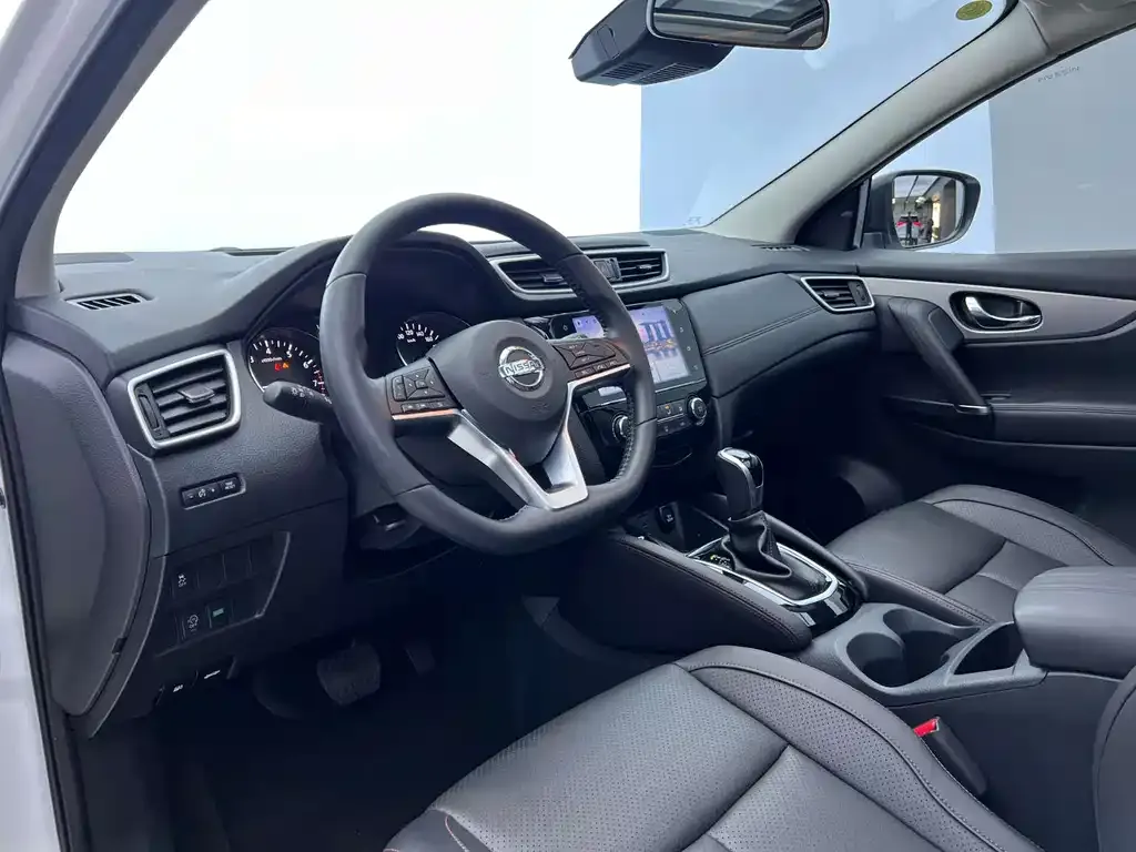 Nissan Qashqai — фото 6