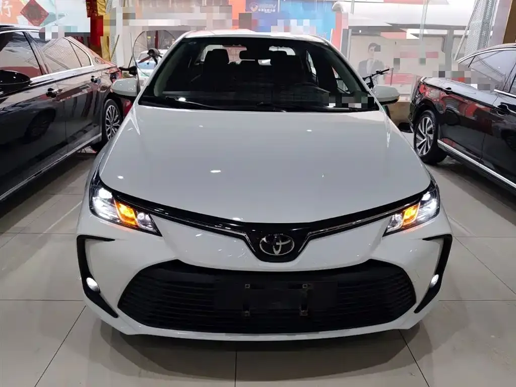 Toyota Corolla — фото 2