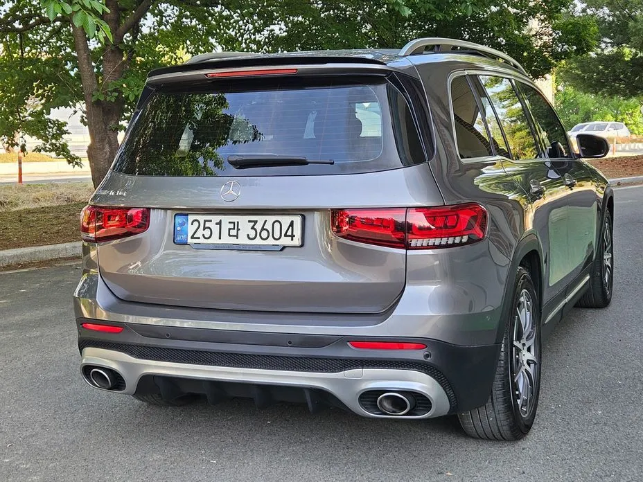 Mercedes-Benz GLB-Class — фото 9
