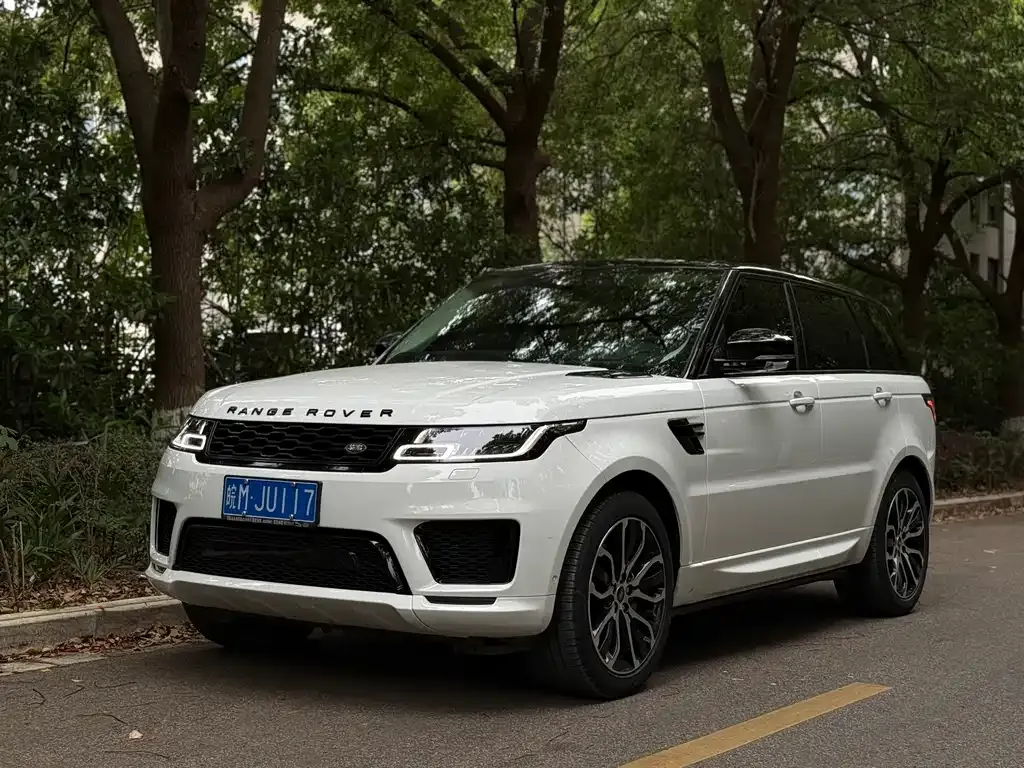 Land Rover Sport — фото 1