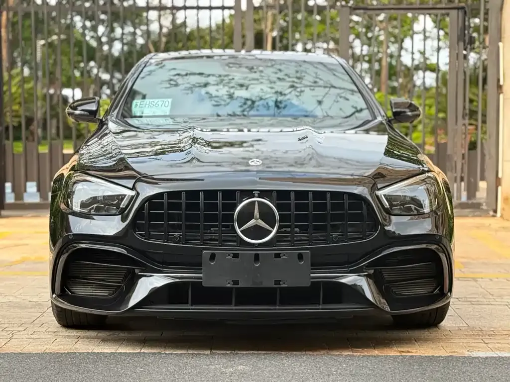 Mercedes-Benz E-Class AMG — фото 5
