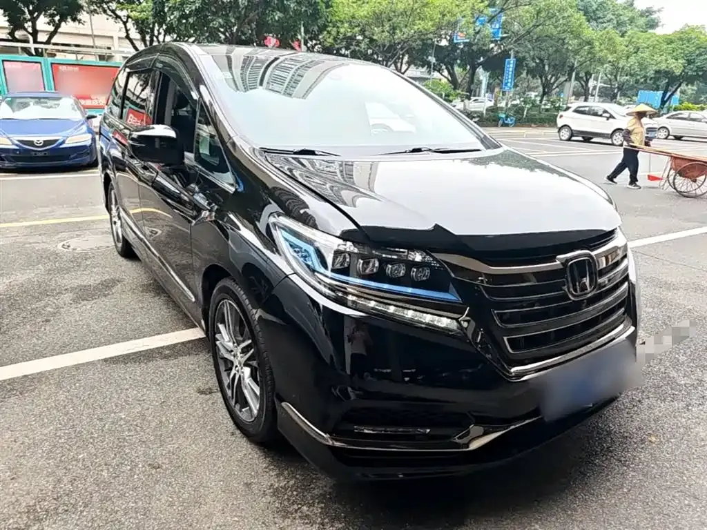Honda Elysion — фото 10