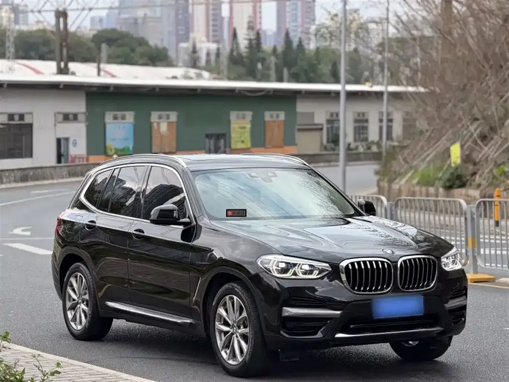 BMW X3 — фото 6