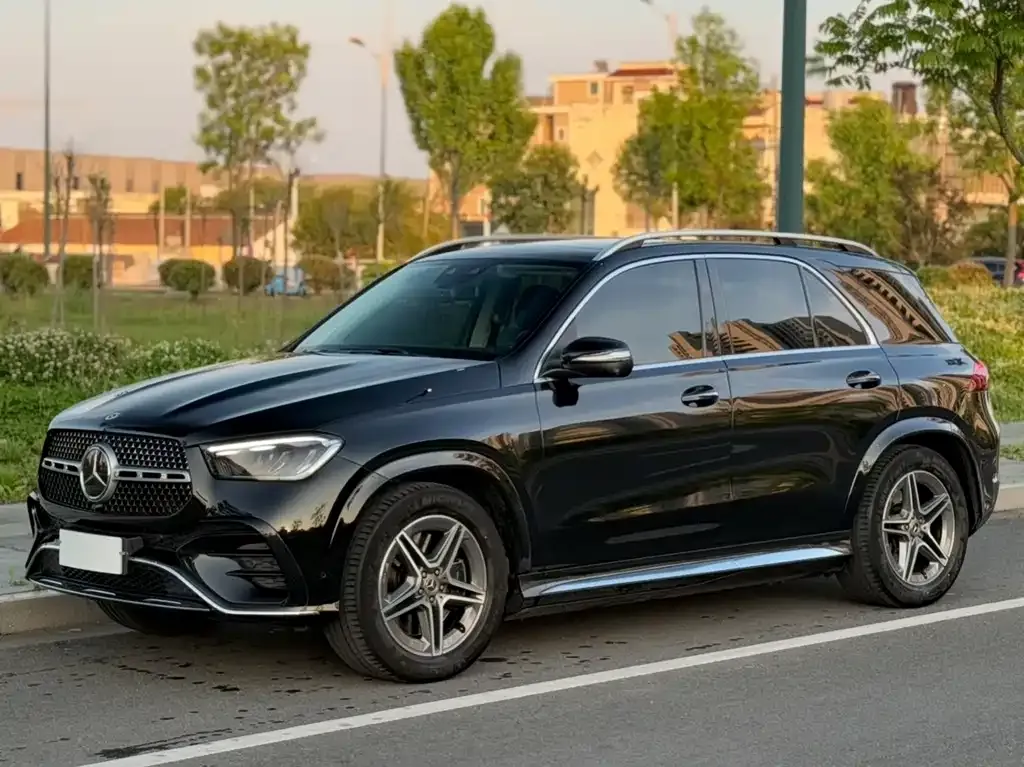 Mercedes-Benz GLE — фото 1