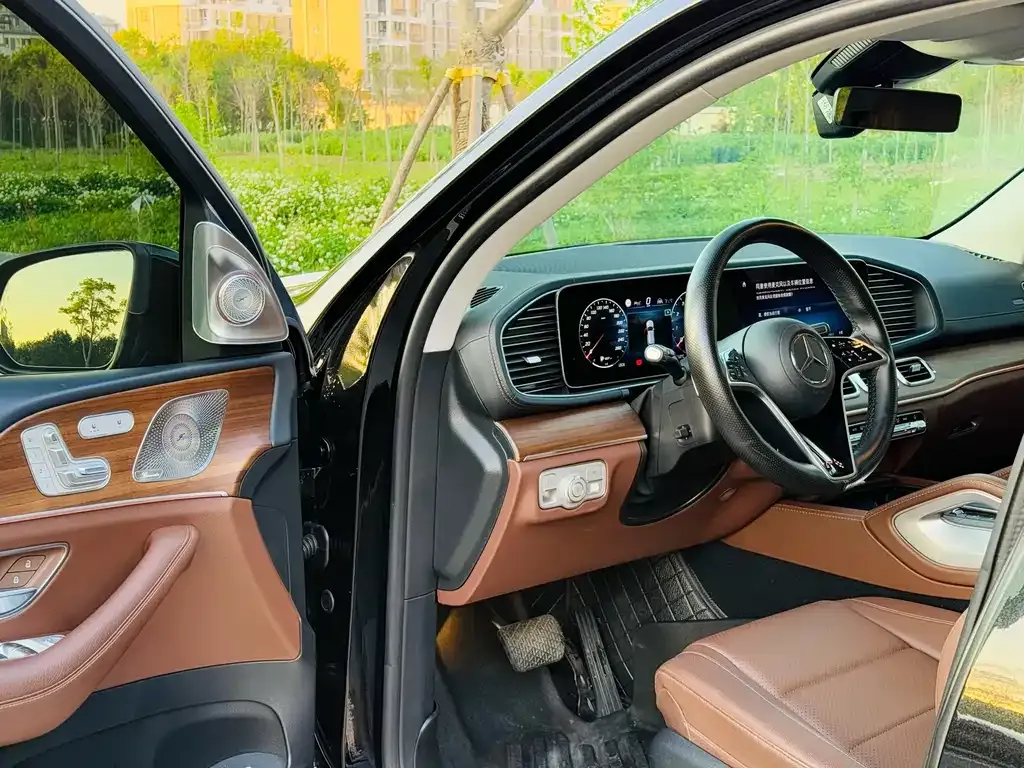 Mercedes-Benz GLE — фото 10