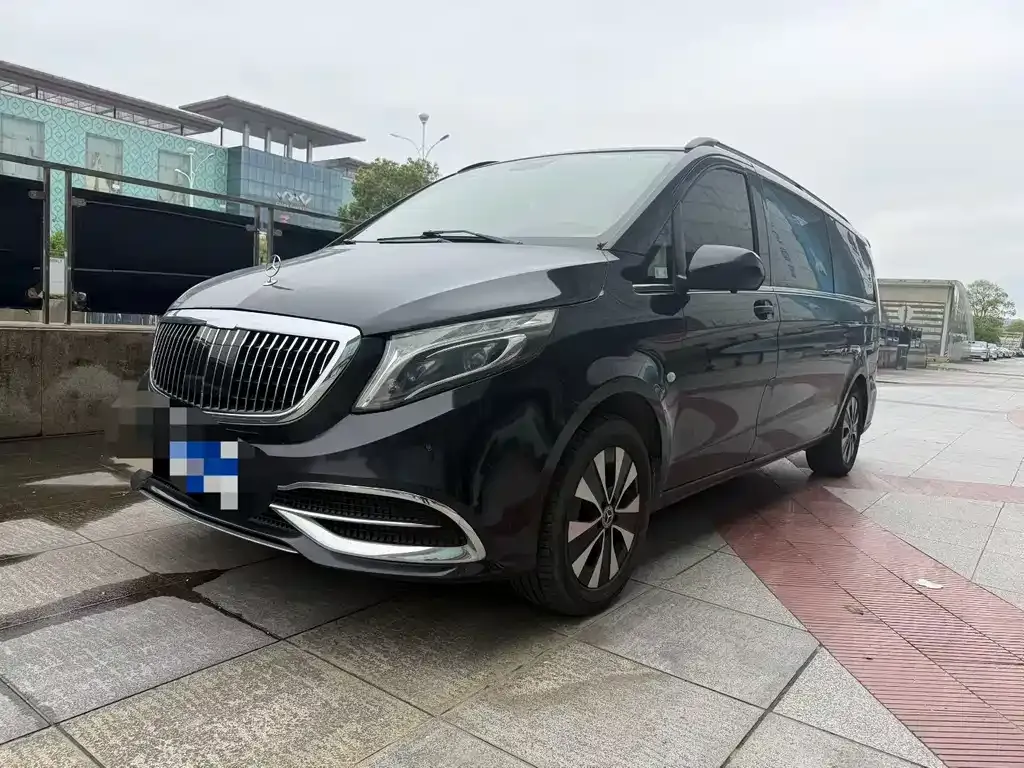 Mercedes-Benz Vito — фото 1