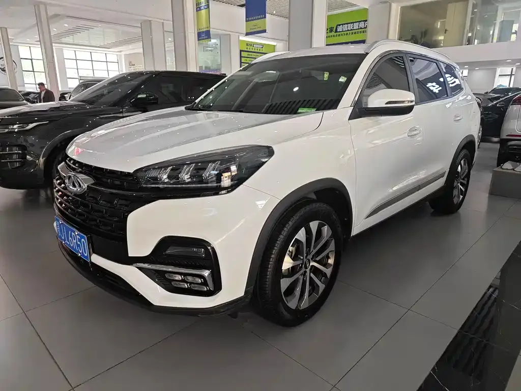 Chery Tiggo 8 — фото 1
