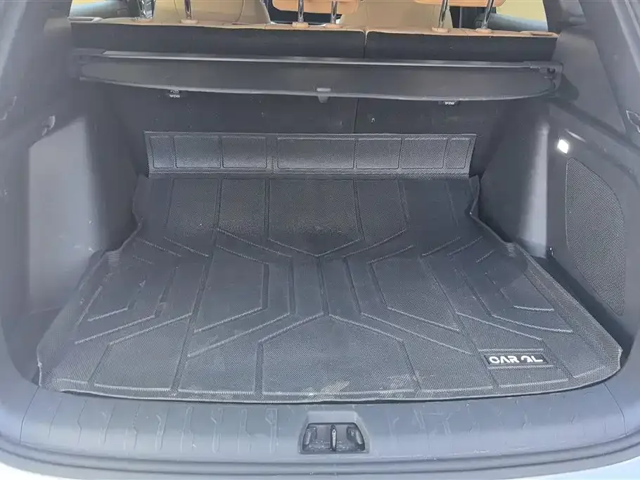 BYD L DM-i — фото 2