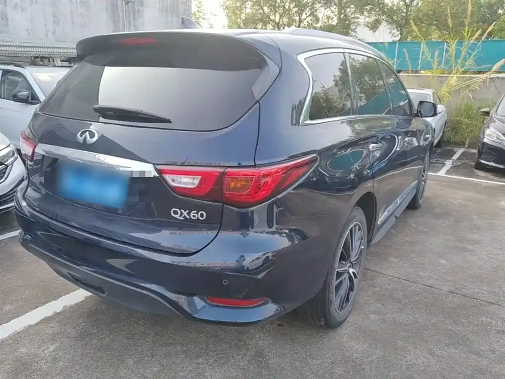 Infiniti QX60 (Import) — фото 7